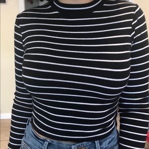 H&M cropped striped long sleeve size XS